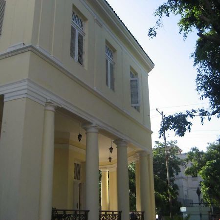 Hotel Paseo Habana Havana Exterior photo