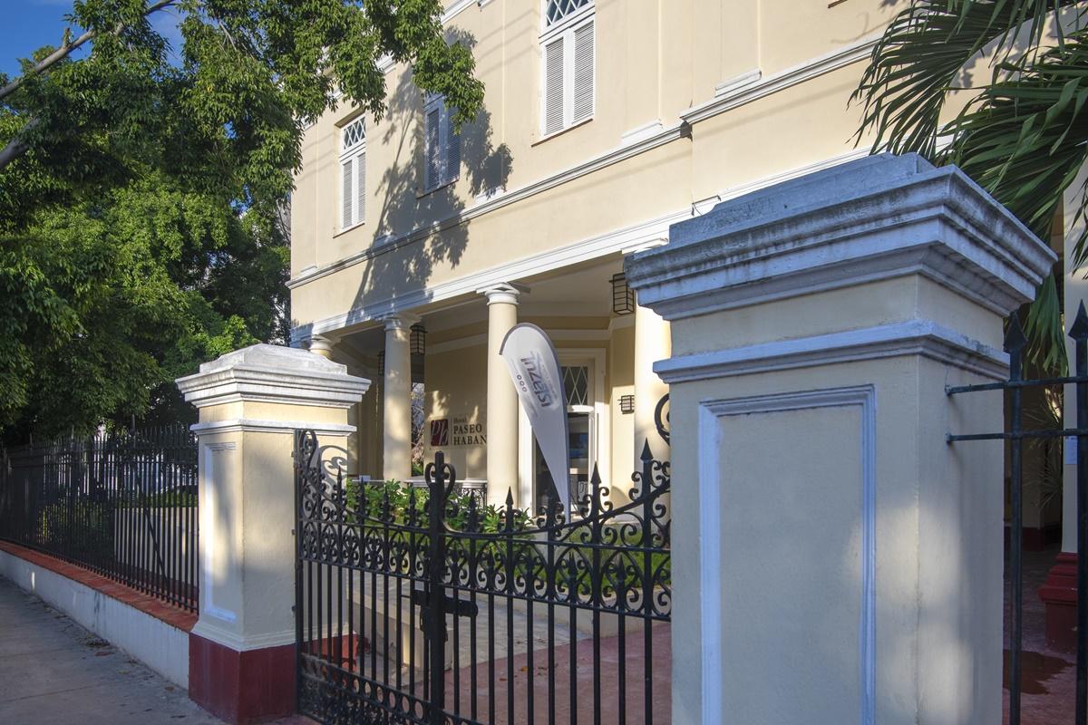 Hotel Paseo Habana Havana Exterior photo