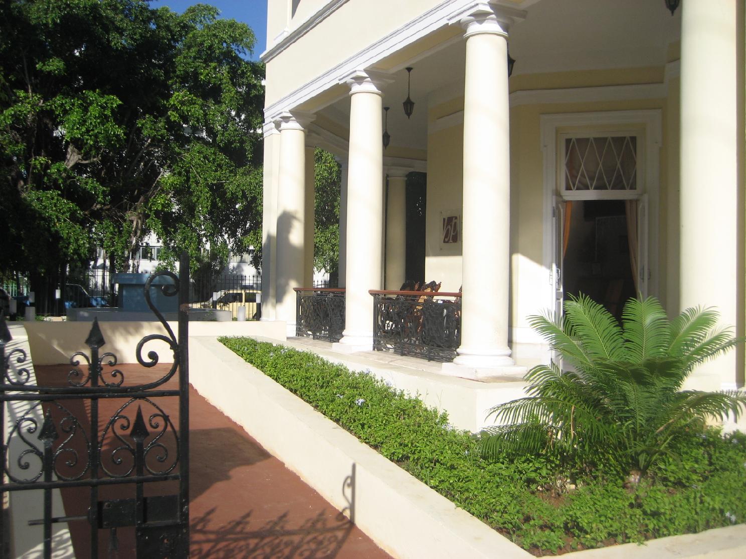 Hotel Paseo Habana Havana Exterior photo